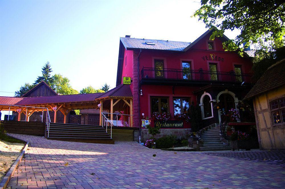 Hôtel Restaurant Le Velleda Grandfontaine  Exterior foto