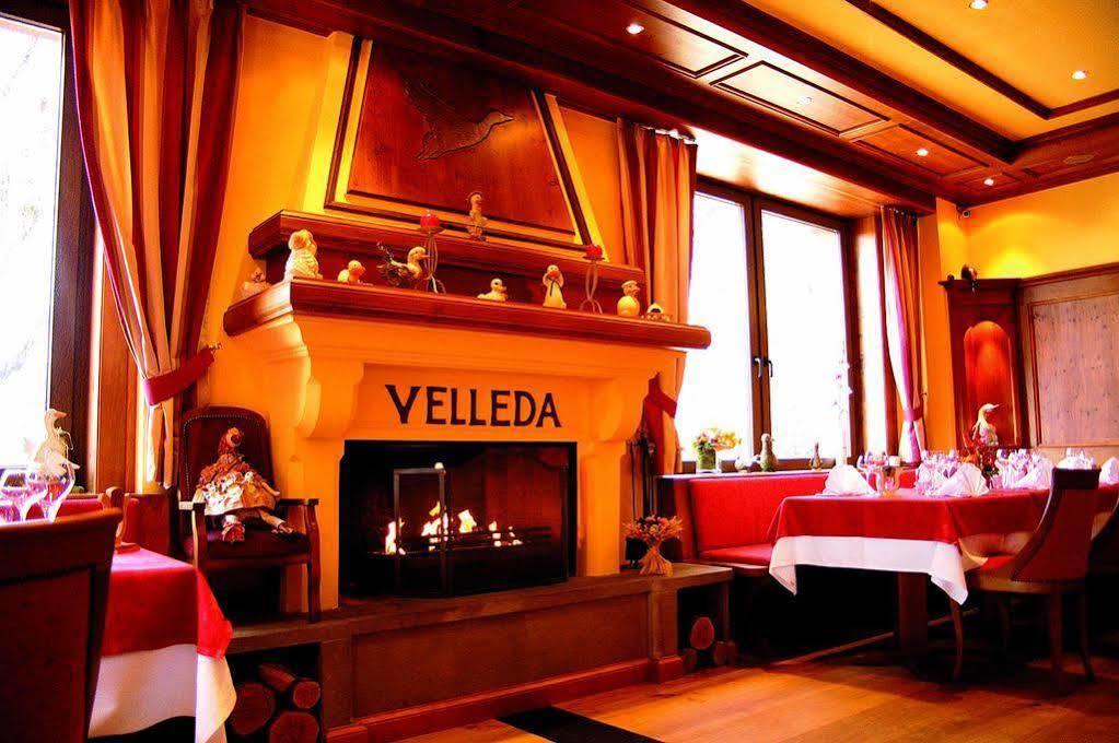 Hôtel Restaurant Le Velleda Grandfontaine  Exterior foto