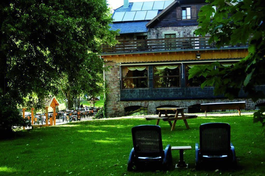 Hôtel Restaurant Le Velleda Grandfontaine  Exterior foto